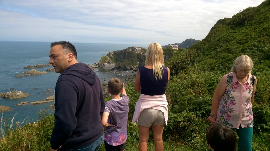 WP_20160814_12_35_30_Pro[1]